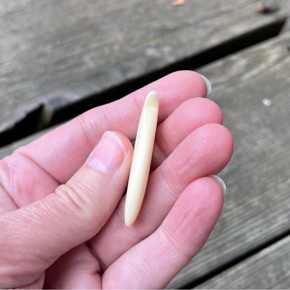 Carved Bone Spiral Pendant - Picture 6 of 11